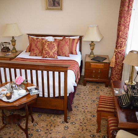 Bush Hotel County Leitrim Esterno foto