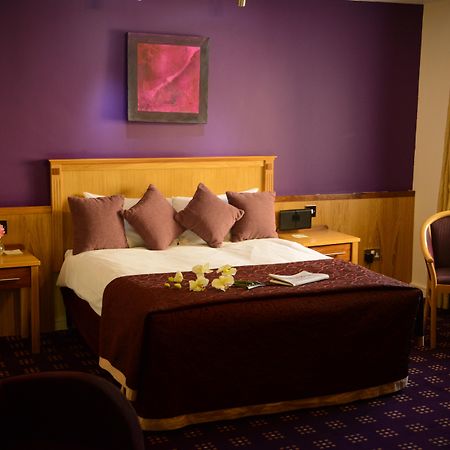 Bush Hotel County Leitrim Esterno foto
