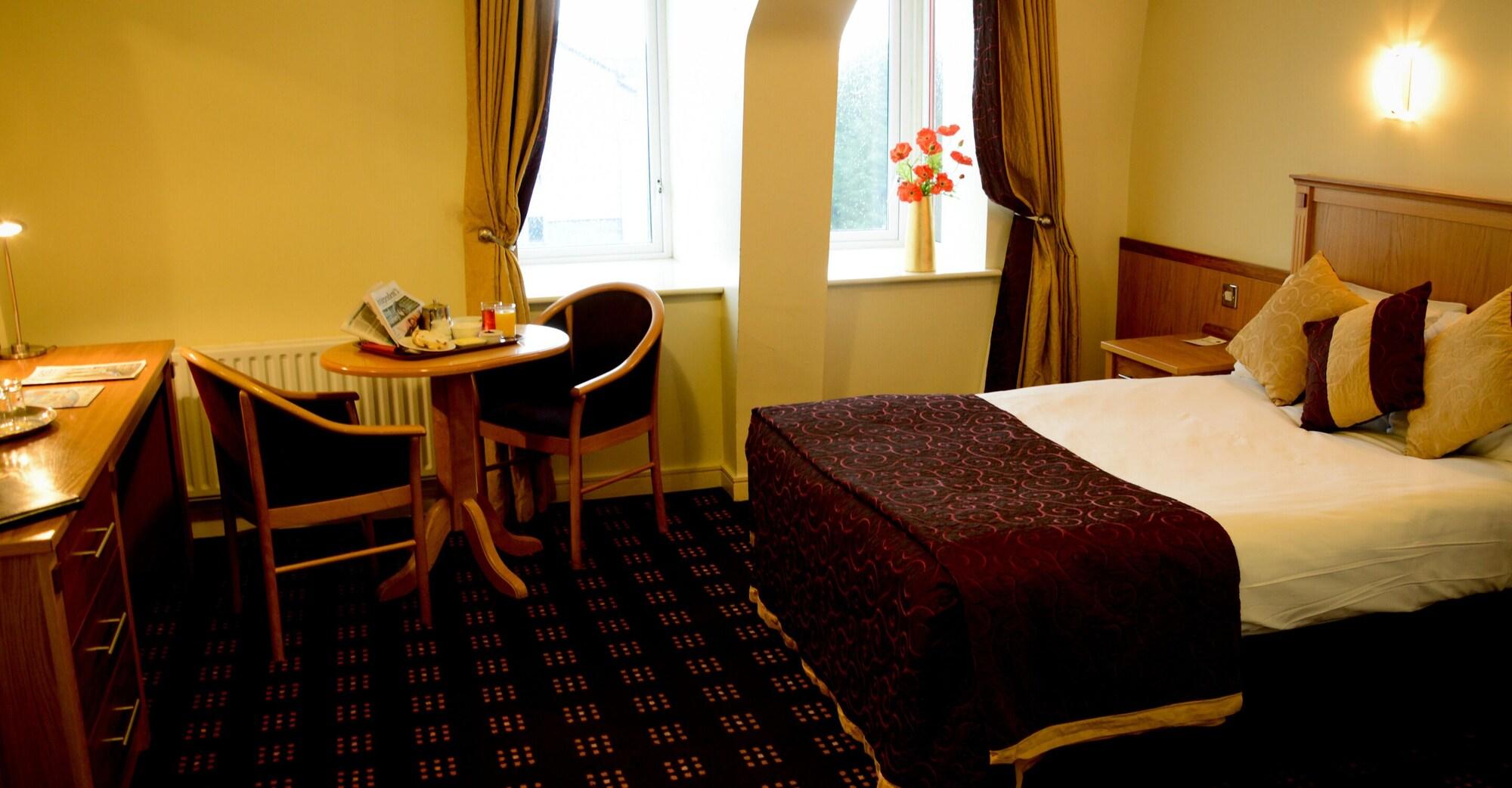 Bush Hotel County Leitrim Esterno foto