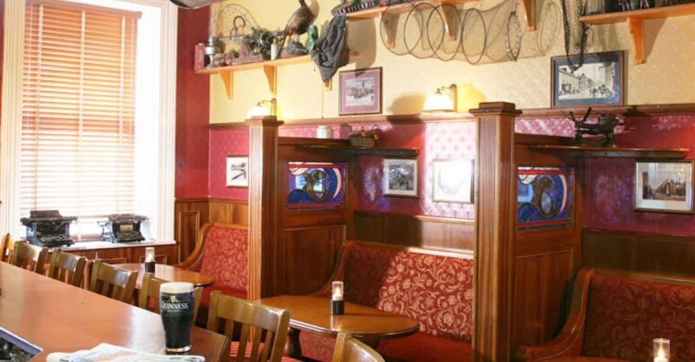 Bush Hotel County Leitrim Esterno foto