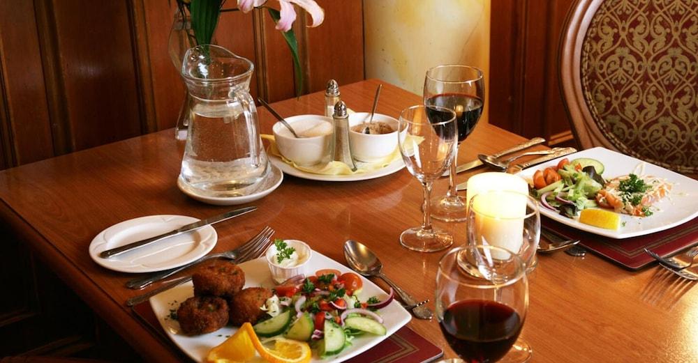 Bush Hotel County Leitrim Esterno foto