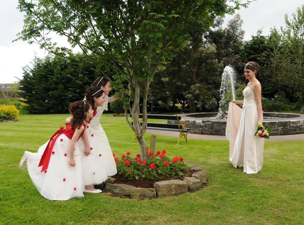 Bush Hotel County Leitrim Esterno foto