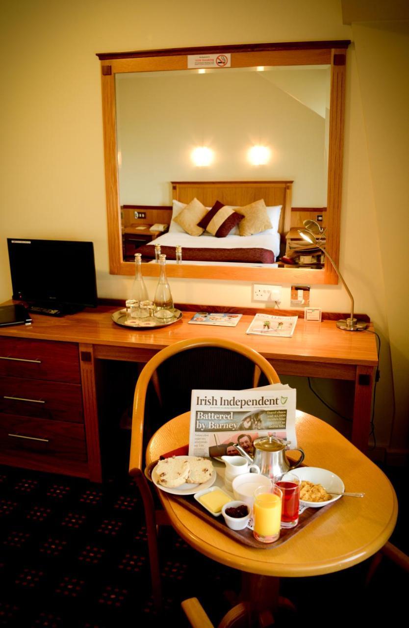 Bush Hotel County Leitrim Esterno foto