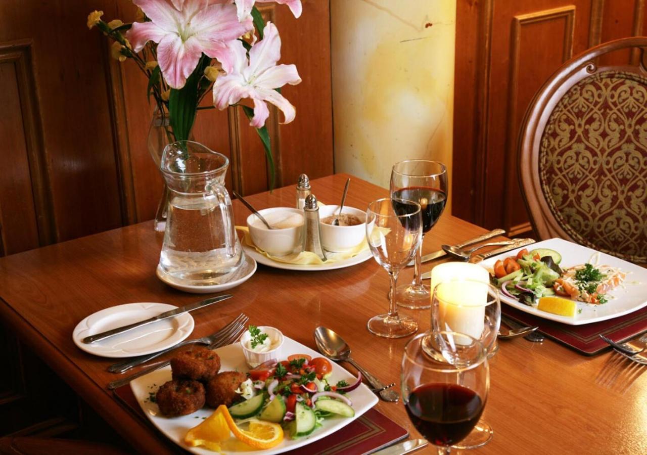 Bush Hotel County Leitrim Esterno foto