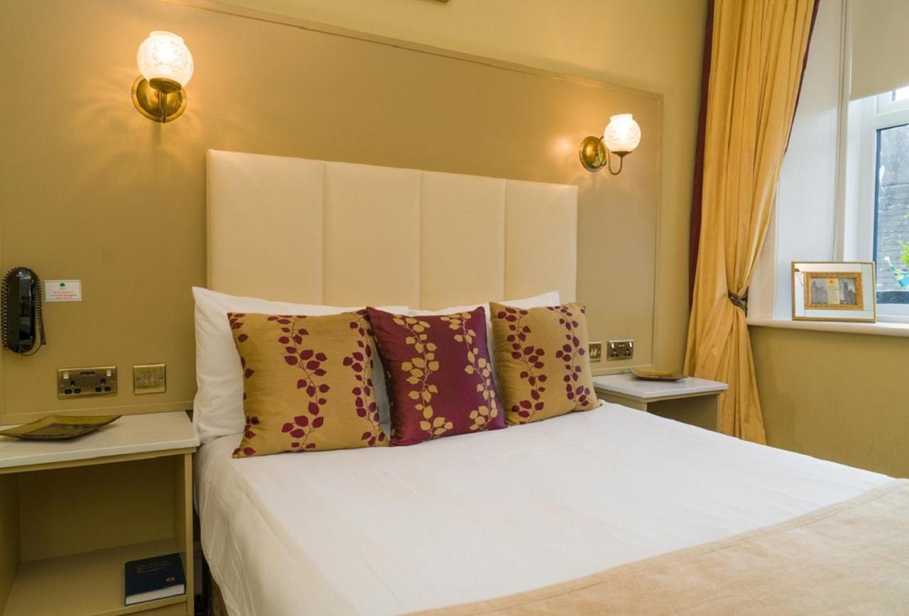 Bush Hotel County Leitrim Esterno foto